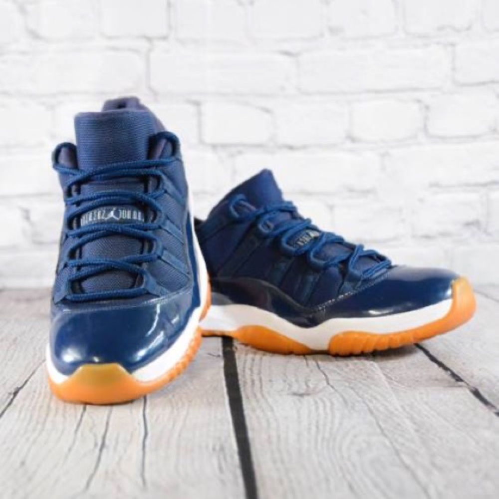 Jordan 11 Low Tops